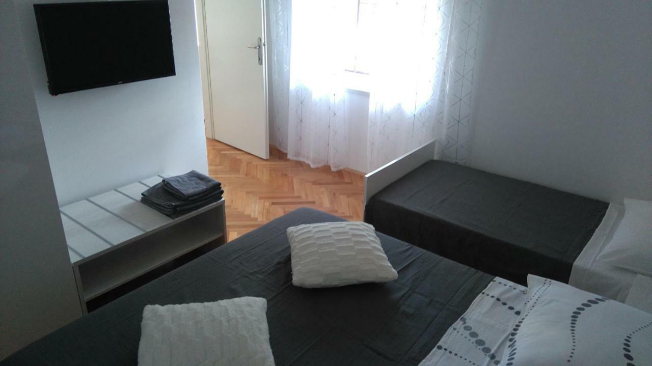 Rooms Ive Lozovac Esterno foto
